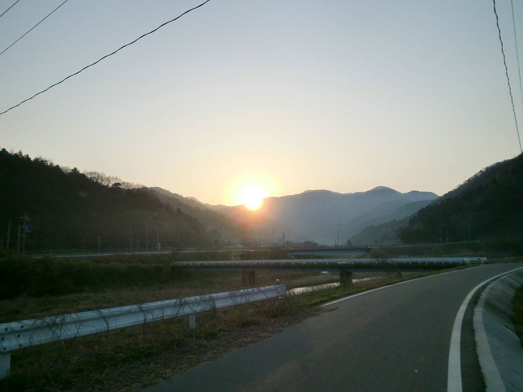 快晴の朝日の出