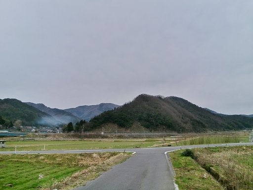 今朝も日の出が見られない東の空