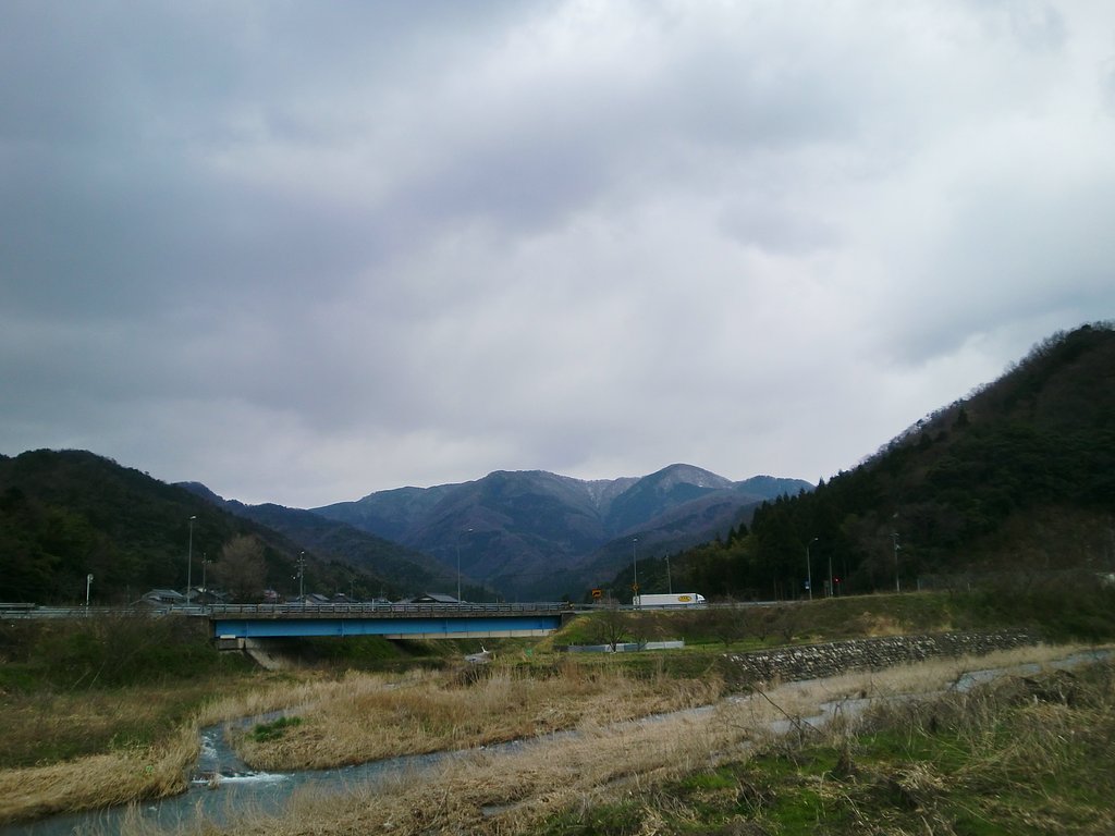 雨上がりの東の空