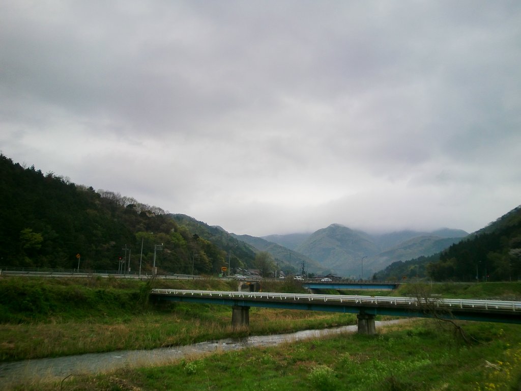 けさの東の空