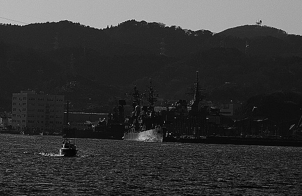 軍港(浦賀港)