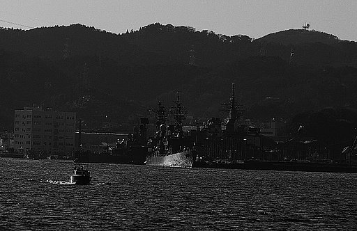 軍港(浦賀港)