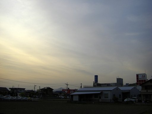 明日は下り坂
