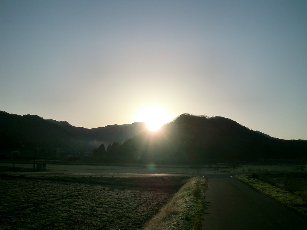快晴の朝日の出
