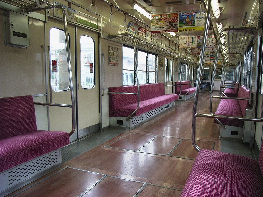 山陽電車の車内