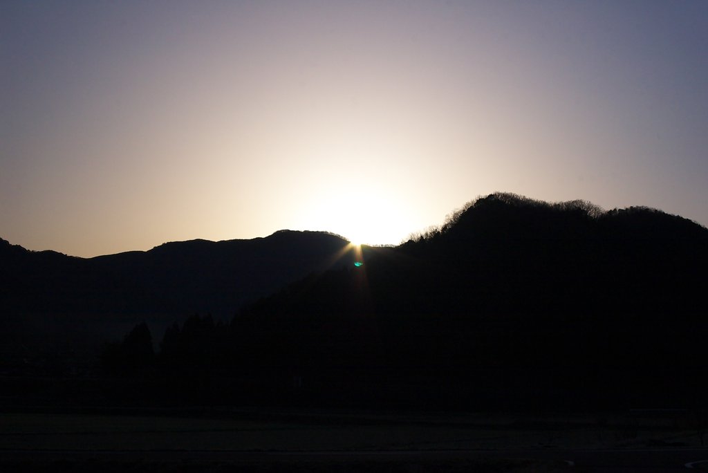 素晴らしい快晴の朝日の出！