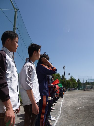 戦い済んで・・・