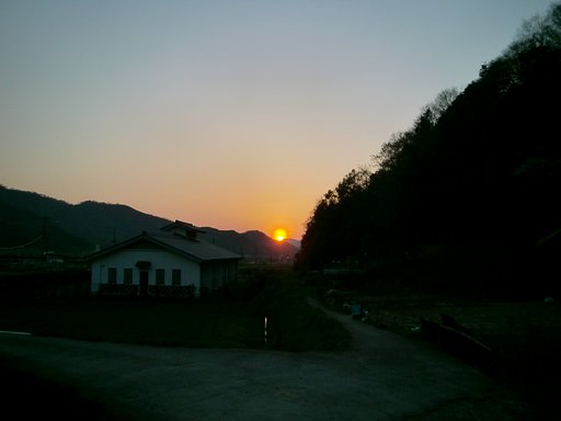 今日の夕日、ダイヤモンド？