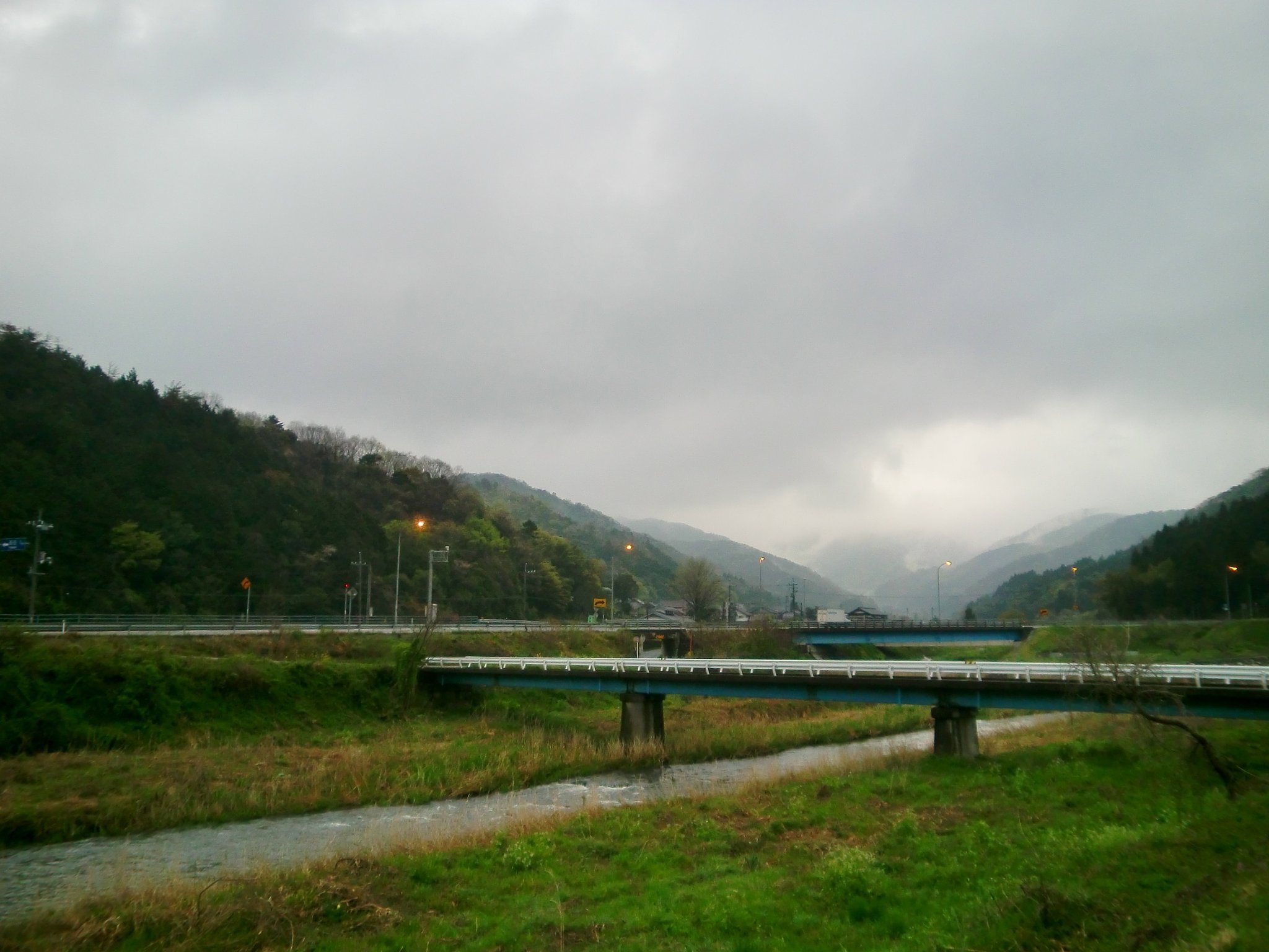 雨上がりの東の空