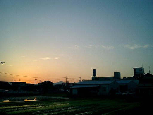 梅雨間の夕焼け