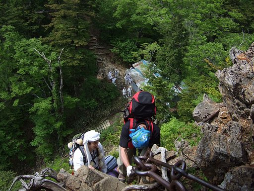 石鎚山の鎖・・・降りるところ