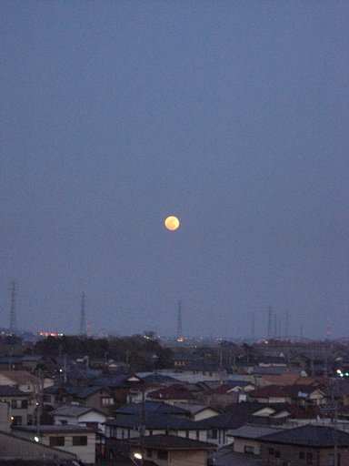 東の空