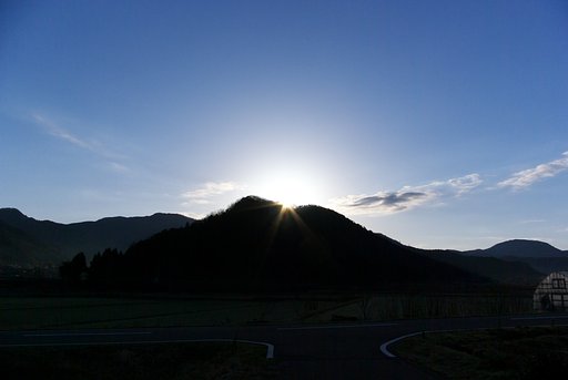 スカーットはれた日の出
