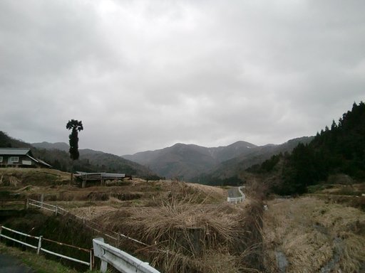 冬型に戻った東の空-Z250