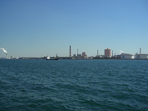海芝浦駅ホームからの風景