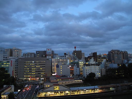 「街の灯・・」