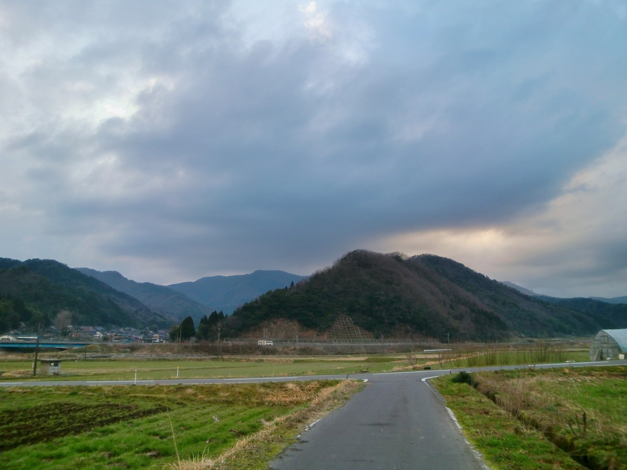 今朝も日のでは見られませんでした。