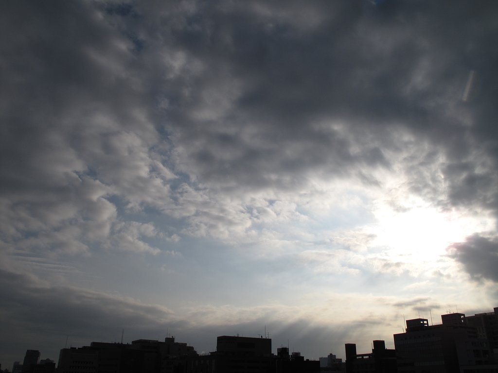うねる空・・