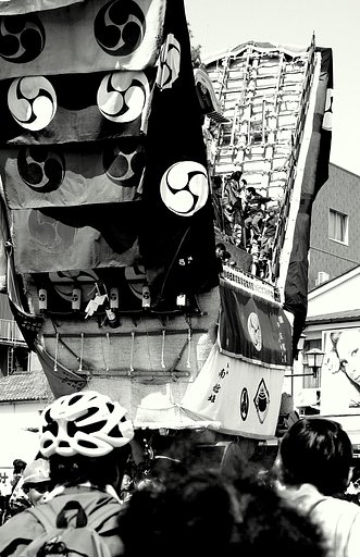 能登七尾・青柏祭り　白黒版