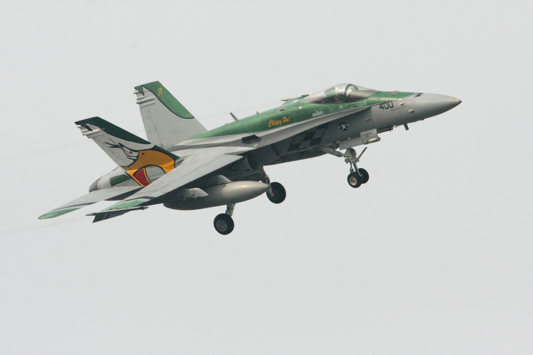 頭上の戦闘機