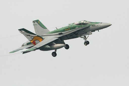 頭上の戦闘機