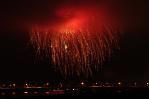 【花火大会】邪魔な雲