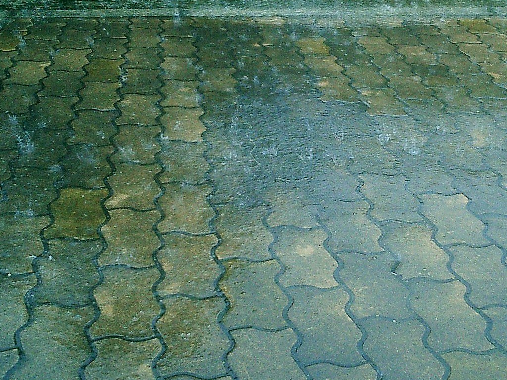 豪雨