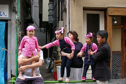 祭りの子供