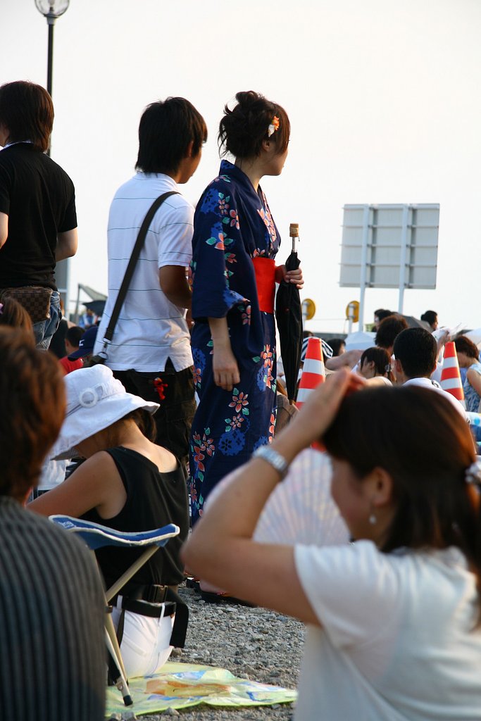 【花火大会】どこに座ろう…