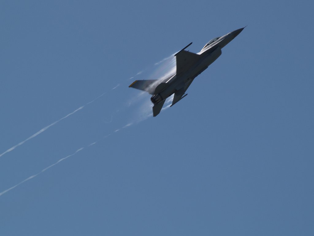 【スピード】戦闘機