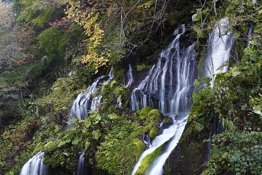 吐竜の滝