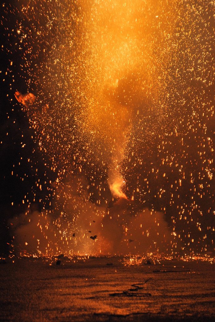 自爆テロ？
