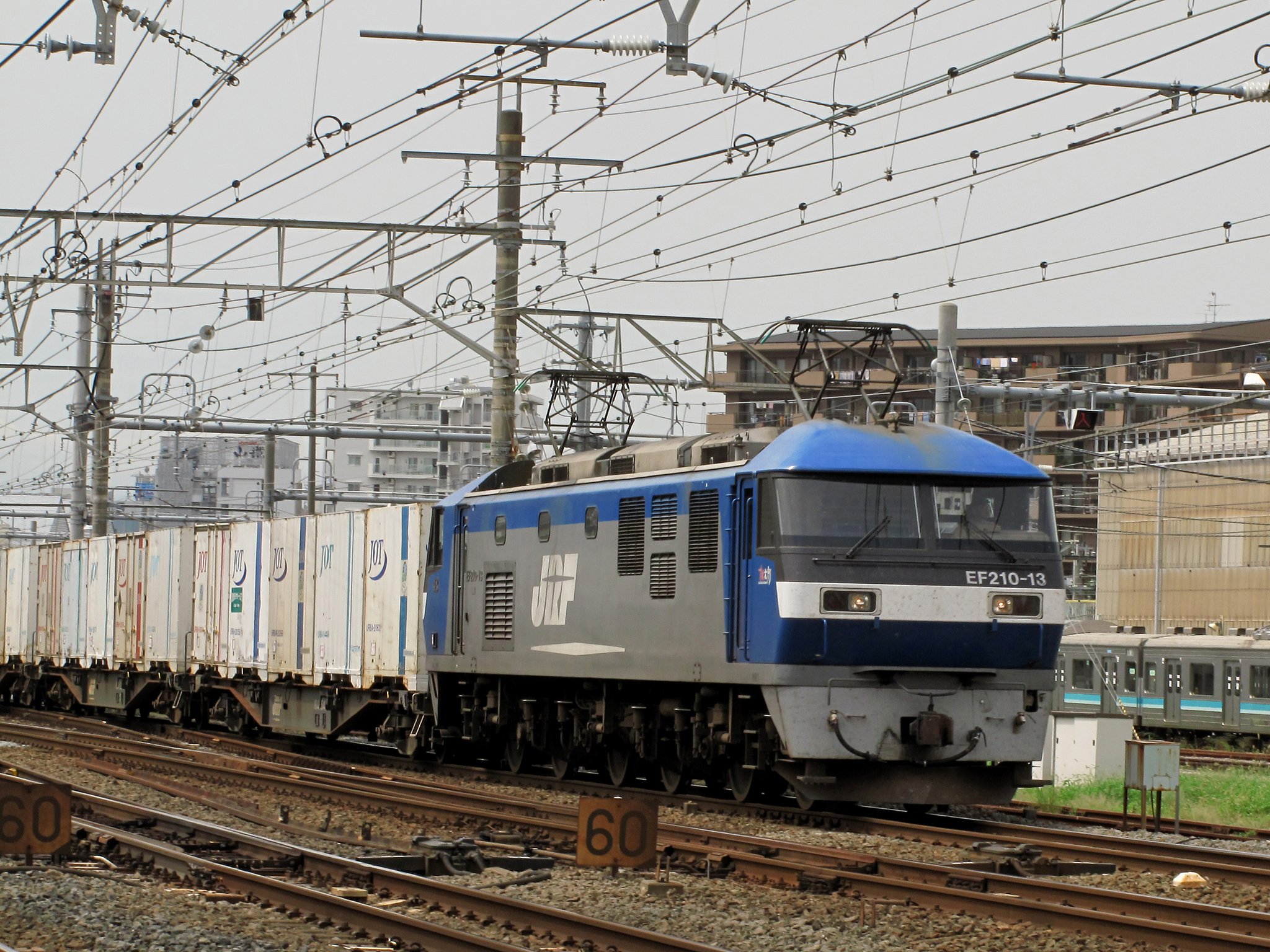 EF210-13