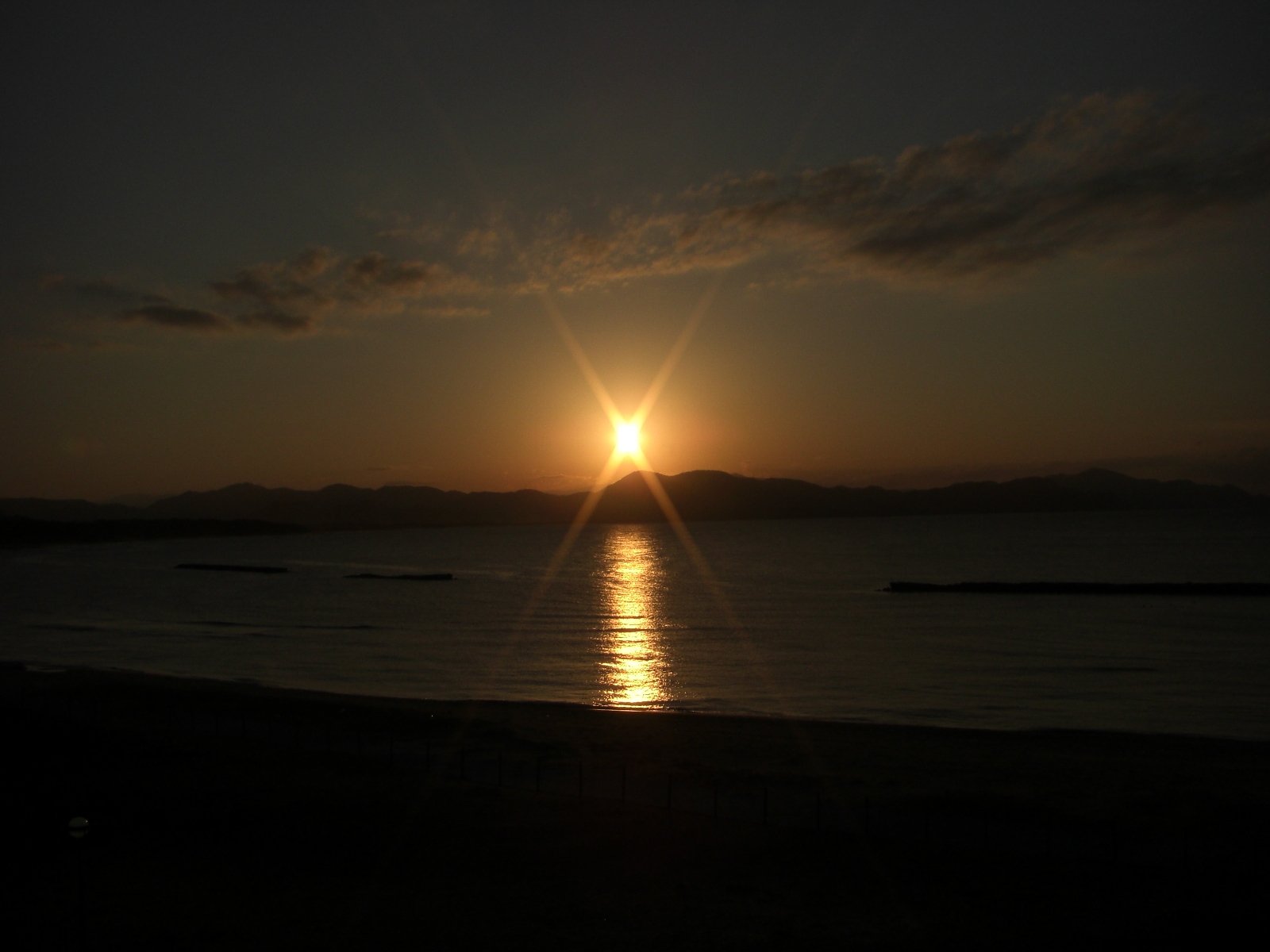【水】光る海（夕日）