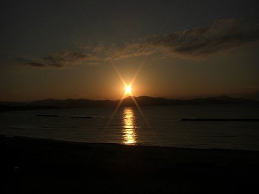 【水】光る海（夕日）