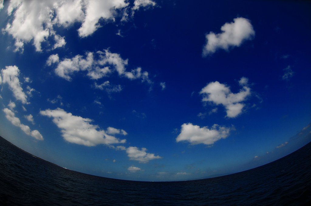 青い空