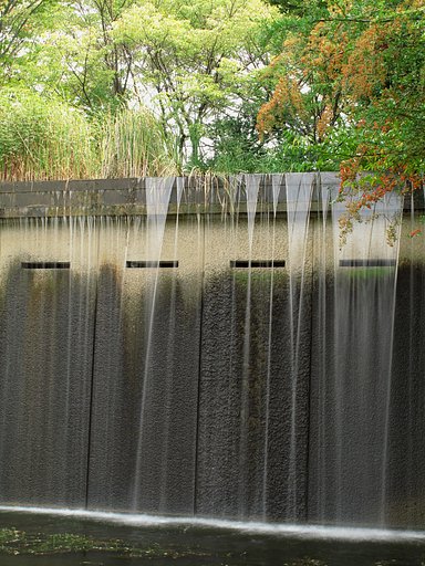 [流れ]落ちて
