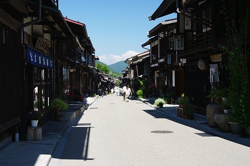 旅情　通り