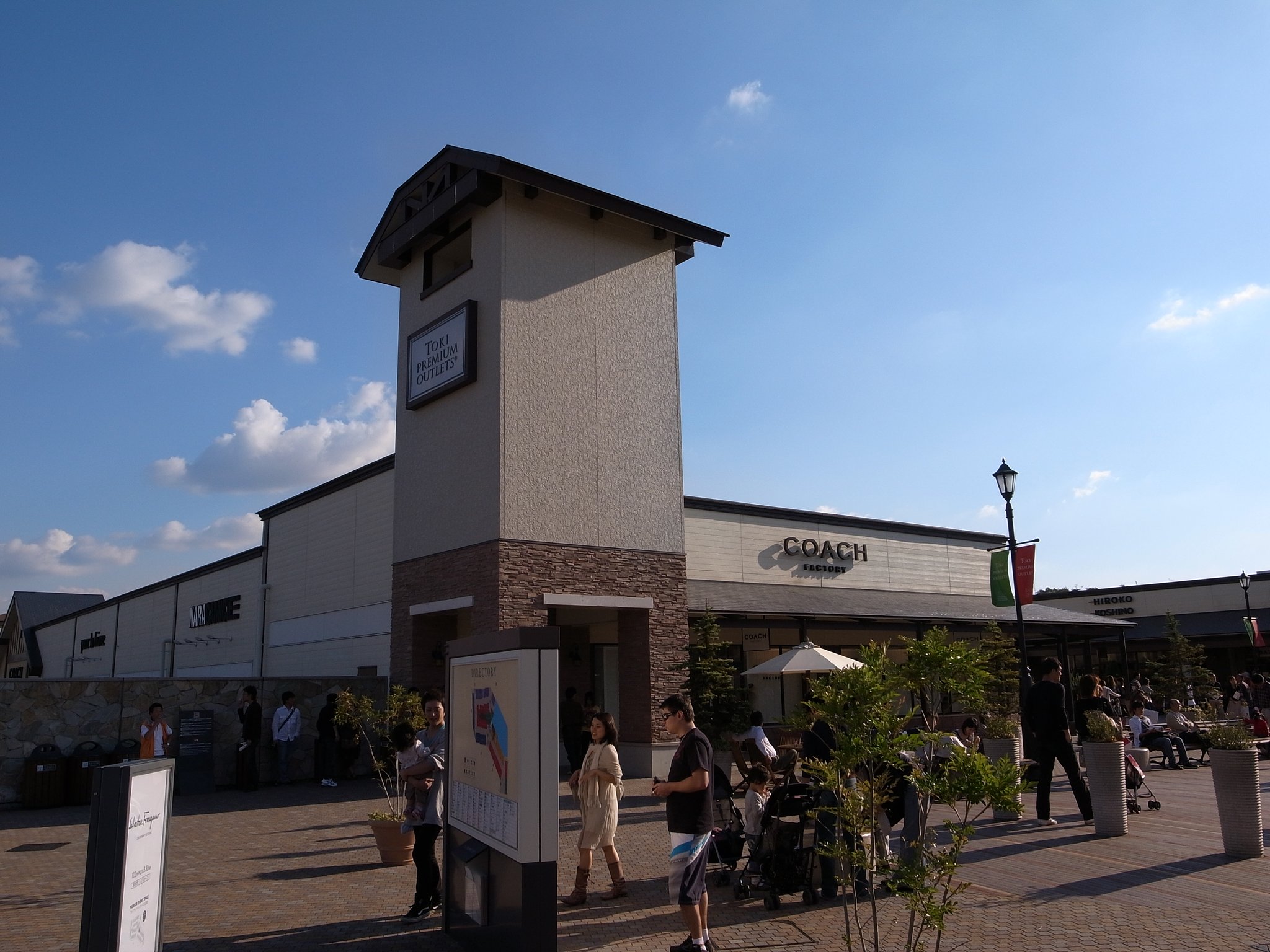 土岐プレミアムアウトレット