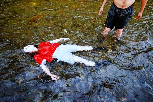 【水】　水は危険でもある...