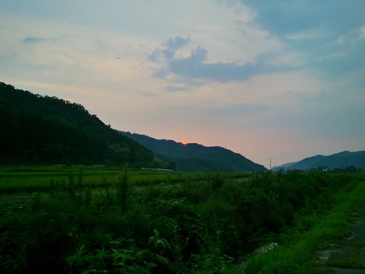 山の稜線の夕焼け!