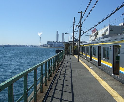 海に近い駅