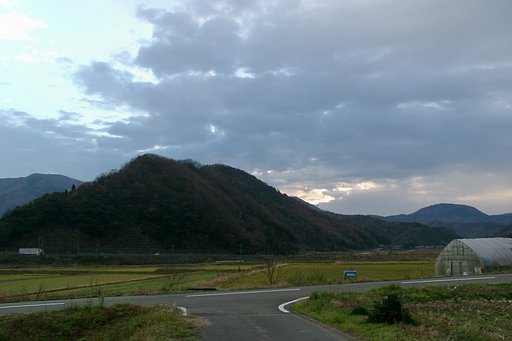 気温6度日の出無し