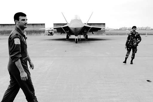 ステルス戦闘機　Ｆ２２