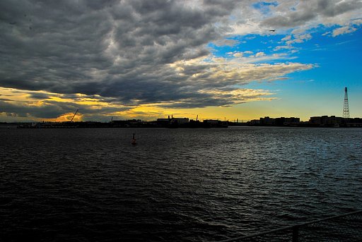【流】雲