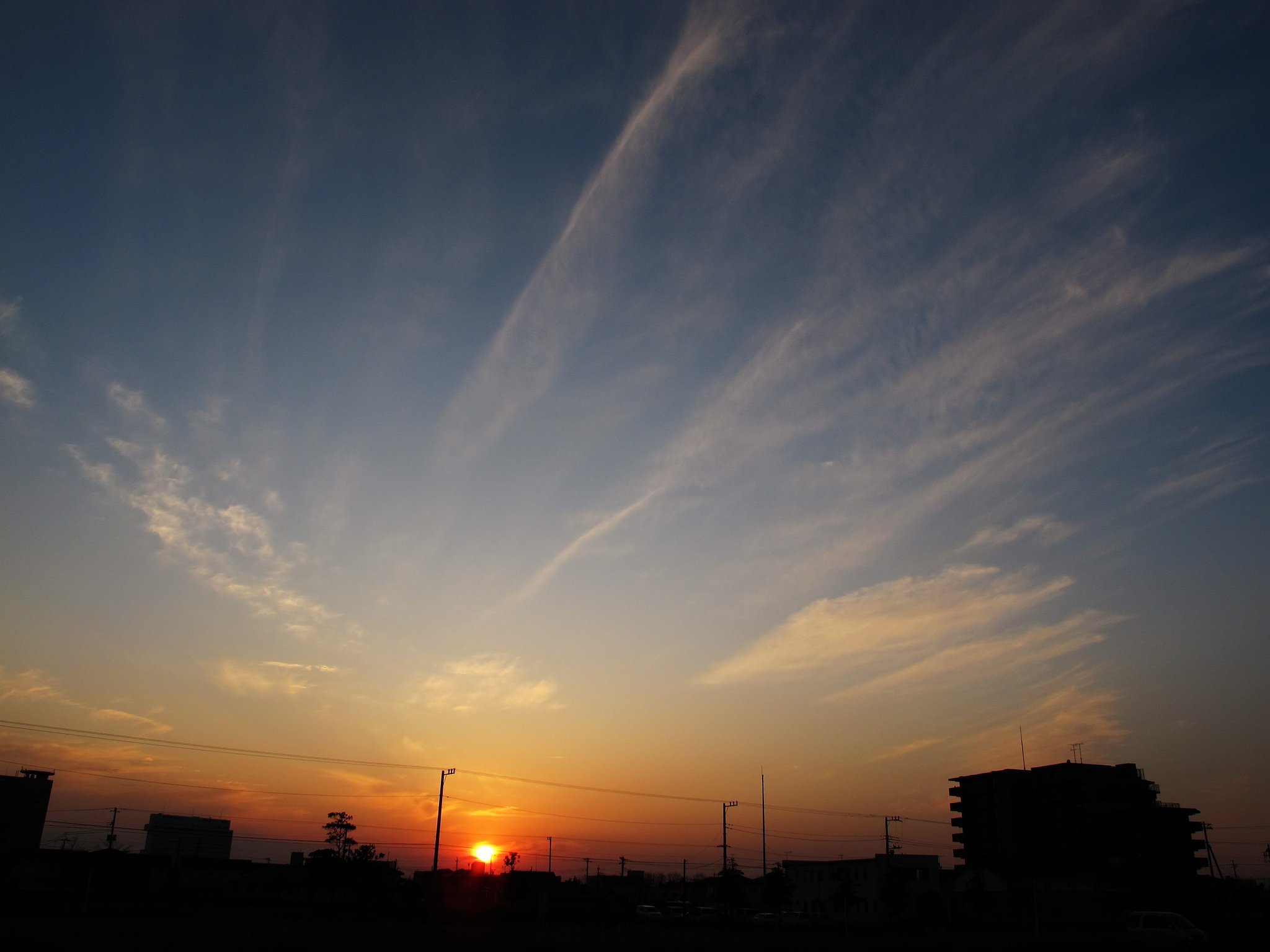 巻雲の見える夕景