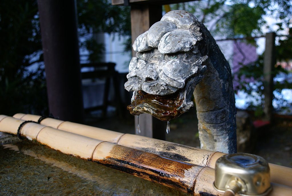 【流】 手水舎