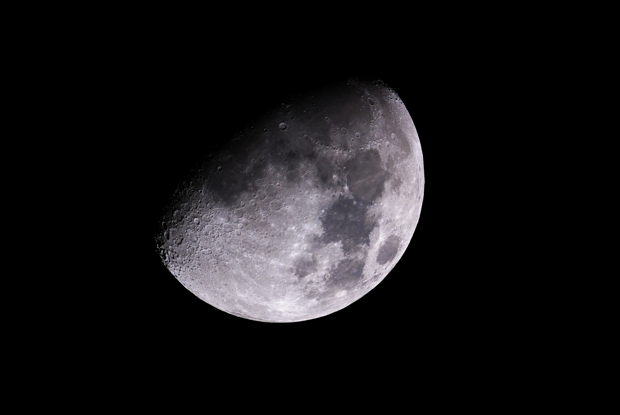 【秋】夜寒の十日月夜に