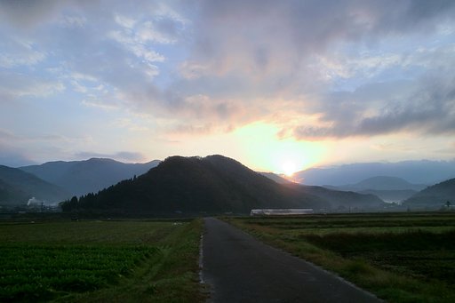 半端な朝日の出!