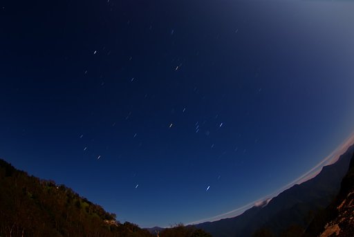 南アルプスに【流】れる落ちる星座たち